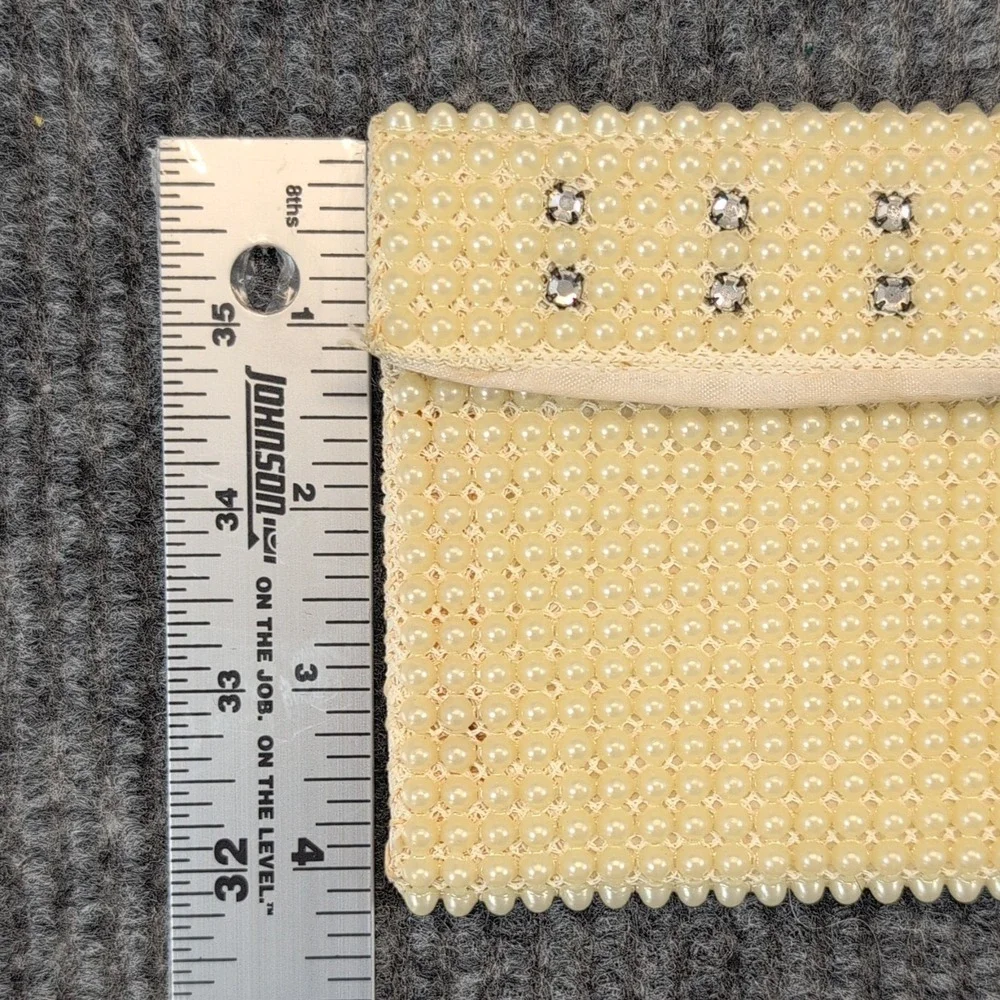 Vintage Women's Ivory Synthetic Faux Pearl Beaded Clutch Wallet Snap